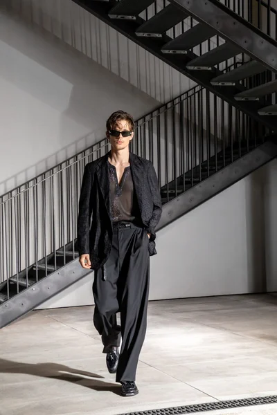 Look 54